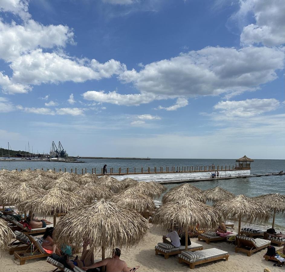 Privat Apartament Marina City Balchik Exterior foto